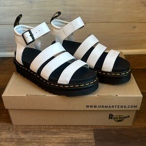 Dr. Martens Blaire Leather Platform Sandals - US size 7-brand new!!